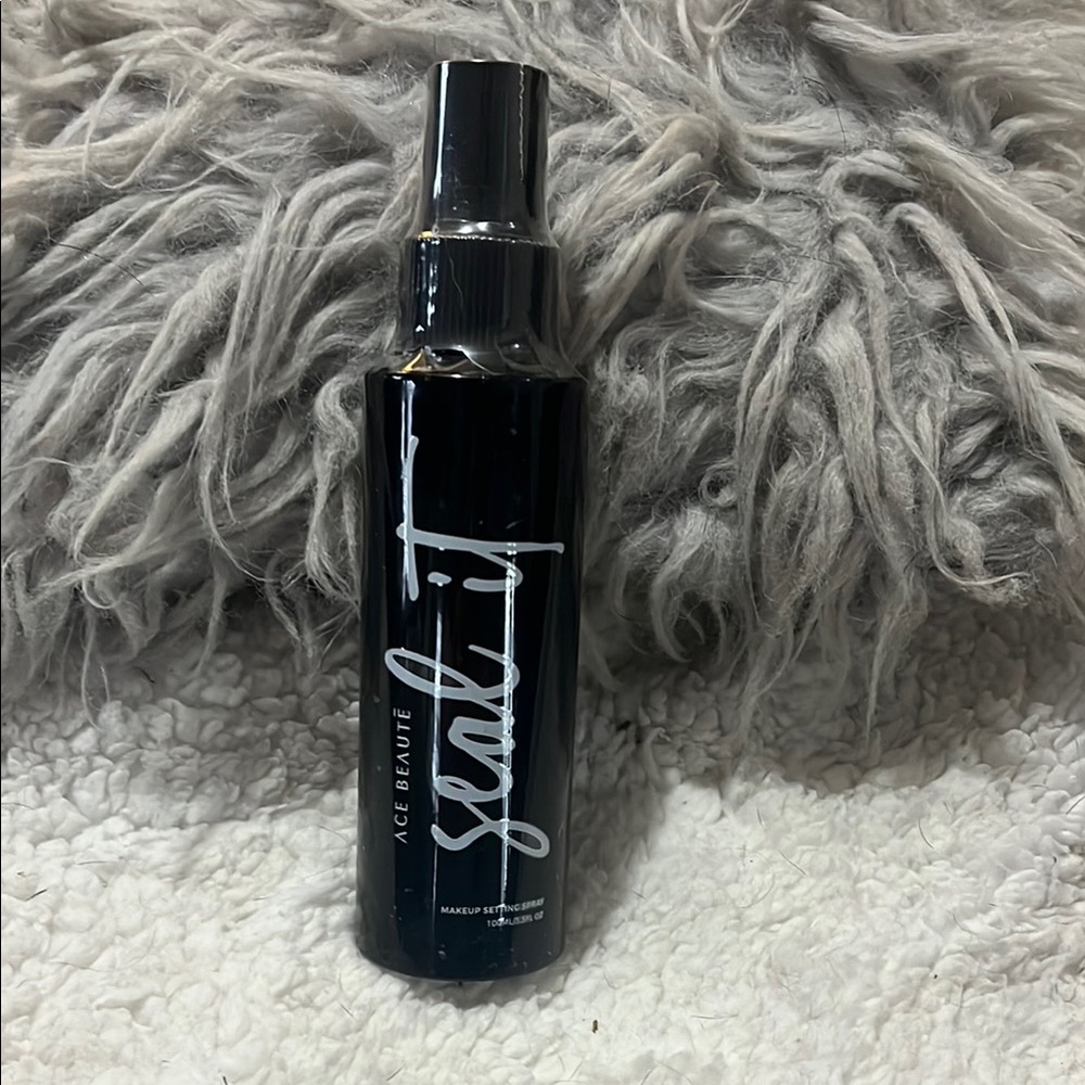 Ace Beaute Seal It Makeup Setting Spray